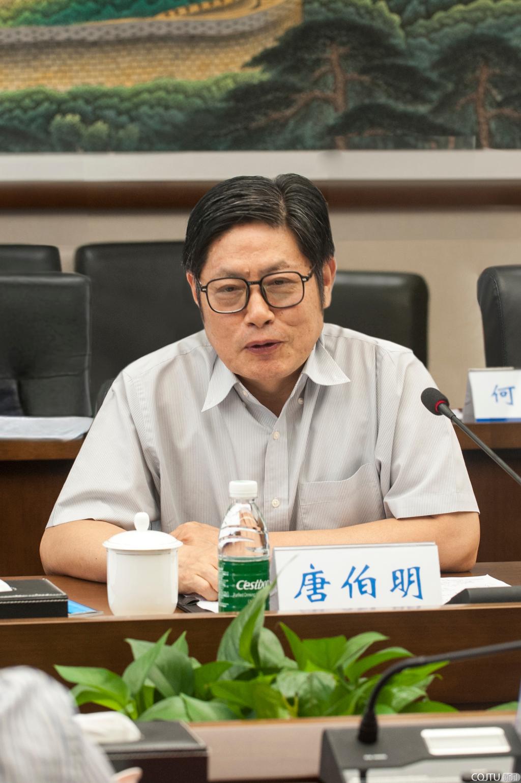 http://news.cqjtu.edu.cn/__local/3/51/3C/6C70F010F3F7025379DDBC480E9_799D19C9_26182.jpg
