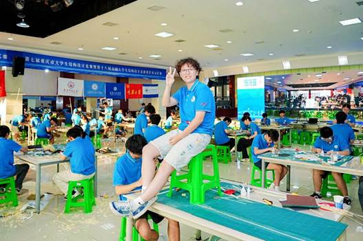 mmexport77a464d836fff613959ced26cc55f4ec_1758297